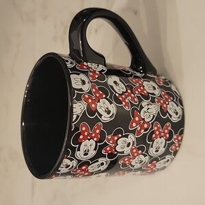 Disney Minnie Mouse Coffee Mug Black Red 12 oz